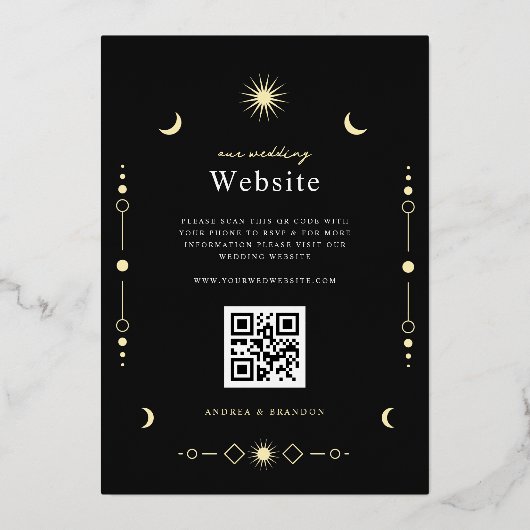 Elegante Celestial Gouden Maan & Zon QR Code Bruil Folie Uitnodiging (Achterkant)