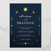 Elegante Celestial Gouden Maan & Zon QR Code Bruil Folie Uitnodiging (Voorkant)