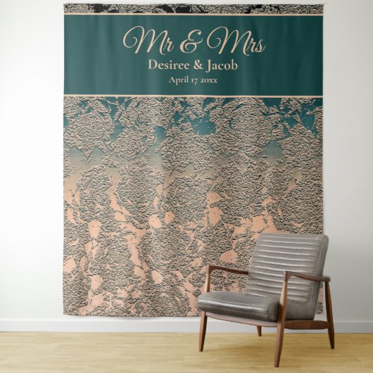 Elegante Champagne Turquoise Trouw Monogram Achter Wandkleed (In situ)