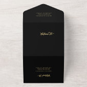 Elegante chic gouden kalligrafie zwart bruiloft all in one uitnodiging (Buitenkant)