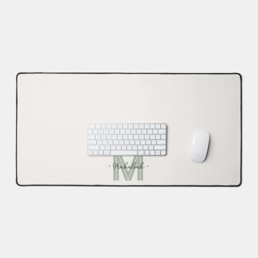 Elegante Chic Sage Green Script Monogram Bureaumat (Keyboard & Muis)