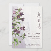 Elegante chique Paarse bloemenscript bruiloft Save The Date (Voorkant)
