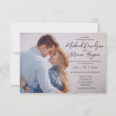 Elegante chique script paar foto bruiloft kaart (Voorkant)