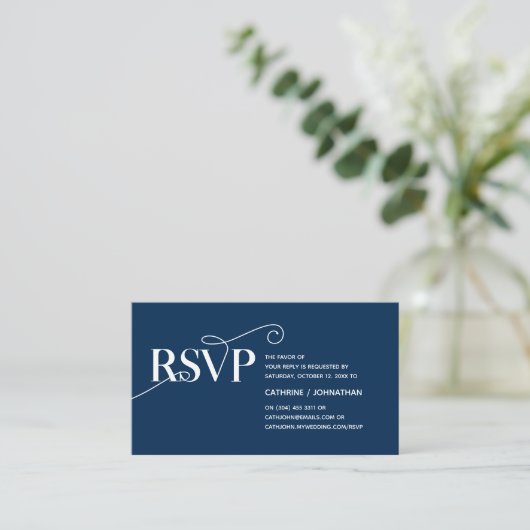 Elegante Classy, Navy Blue Script, RSVP Reageer Informatiekaartje (Staand voorkant)