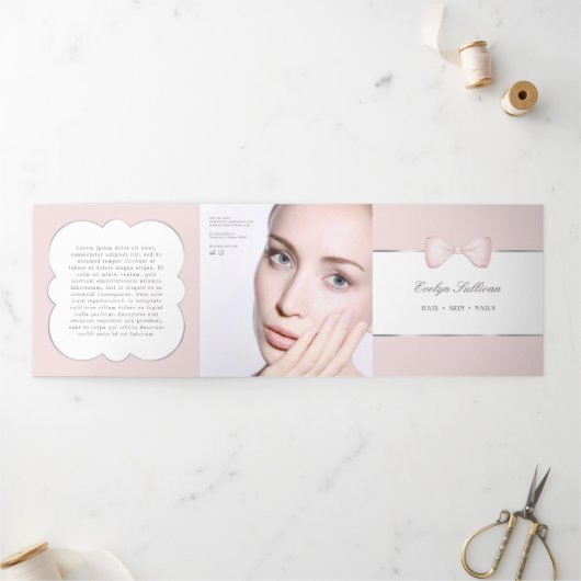 Elegante coquette roze boog trifold brochure drieluik kaart (Buitenkant)