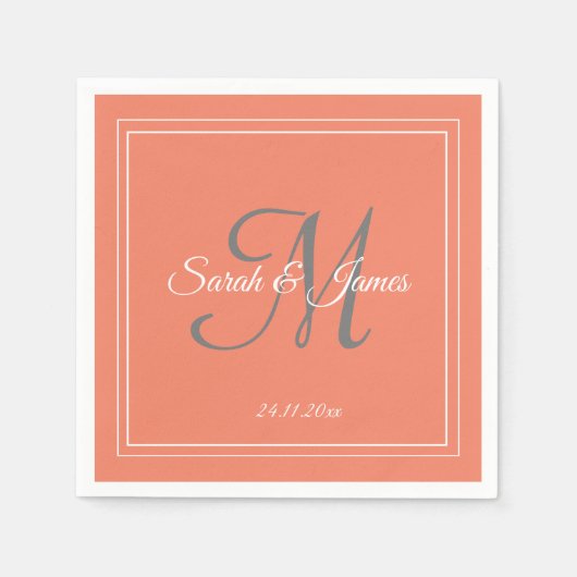 Elegante Coral White Monogram Trouwpapier Servet (Voorkant)