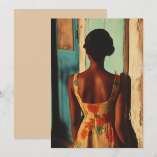 Elegante Cubaanse vrouw bloemenjurk op Golden Hour Kaart