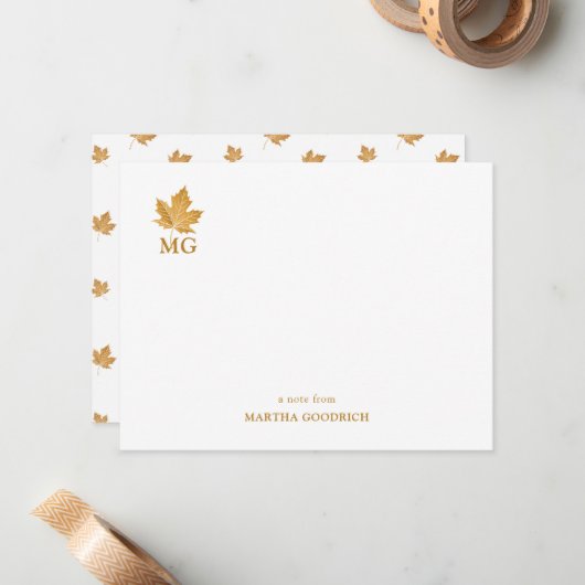 Elegante Custom Monogram Goud Oker Maple Leaf Flat Notitiekaartje (Voorkant / Achterkant in situ)