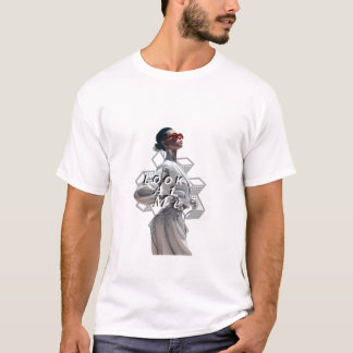Elegante Cyborg in Witte Futuristische Mode T-shirt