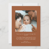 Elegante dank u Calligraphy Terracotta Geboorte Aankondiging (Achterkant)