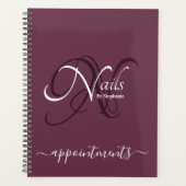 Elegante Deep Plum Monogram Nail Artist Appt Planner (Voorkant)