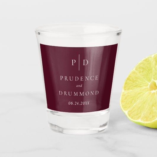Elegante Diep Bourgondische Klassieke Trouwdag Shot Glas (Voorkant)
