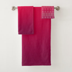 Elegante diepe rijke roze bad handdoek