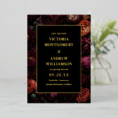 Elegante donkere humeurige bloemenbruiloft save th folie uitnodiging (Staand Voorkant)