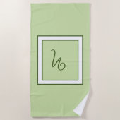 Elegante donkergroene rand script monogram strandlaken (Voorkant)