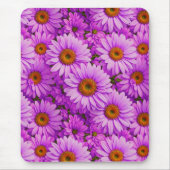 Elegante donkerroze magenta bloemenmadeliefjes muismat (Voorkant)