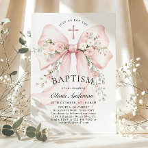 Elegante doop van christelijk meisje met roze bloe