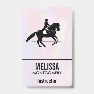 Elegante dressuurrijder op een watercolor achtergr badge