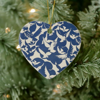Elegante duiven in wit en blauw keramisch ornament