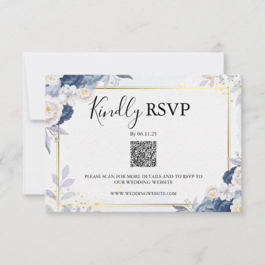 Elegante Dusty Blauw en Goud Bloemen RSVP QR Code (Voorkant)