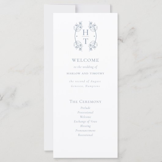 Elegante Dusty blauw Monogram Crest Wedding Progra (Voorkant)