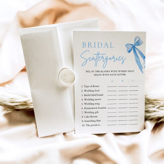 Elegante Dusty Blue Bow Bridal Scattergories Game Kaart