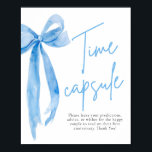 Elegante Dusty Blue Bow Time Capsule Game Sign Poster<br><div class="desc">Creëer blijvende herinneringen met onze "Elegant Dusty Blue Bow Time Capsule Game Sign." Met een verfijnd stoffig blauw boogontwerp voegt dit bord een elegante touch toe aan uw evenement. Nodig gasten uit om berichten, voorspellingen of advies voor de toekomst te schrijven en plaats ze in een tijdcapsule die op een...</div>
