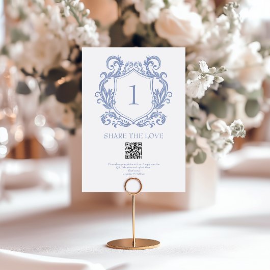 Elegante Dusty Blue Crest QR Code Foto delen Kaart
