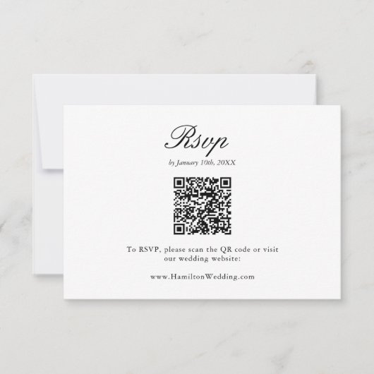 Elegante Dusty Blue Floral Monogram Crest QR Code RSVP Kaartje (Voorkant)