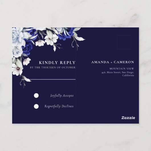 Elegante Dusty Blue Navy Bloemboog Trouwen RSVP Briefkaart (Achterkant)