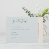 Elegante Dusty Blue Wood Grain Save The Date Weddi Kaart (Staand voorkant)