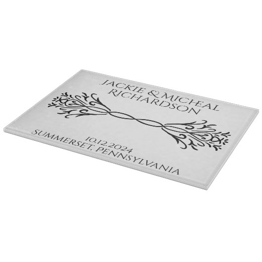 Elegante eenvoudige aangepaste namen Datum Bruilof Snijplank (Hoek)