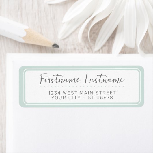 Elegante Eenvoudige Chic Witte Getypte Script Etiket (Insitu)
