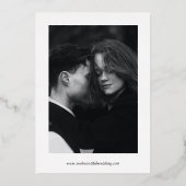 Elegante eenvoudige moderne bruiloft Bewaar de dat Folie Uitnodiging (Achterkant)