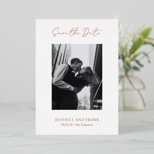 Elegante eenvoudige moderne bruiloft Bewaar de dat Folie Uitnodiging (Staand Voorkant)