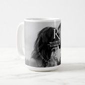 Elegante eenvoudige witte grijze script bruiloft koffiemok (Voorkant links)