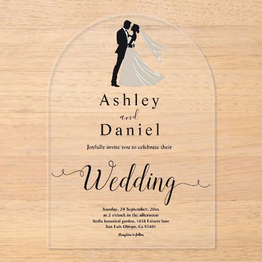 Elegante eenvoudige zwart-wit romantische chique b acryl uitnodigingen (Voorkant)