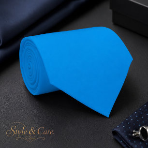Elegante effen cyaanblauwe moderne stropdas