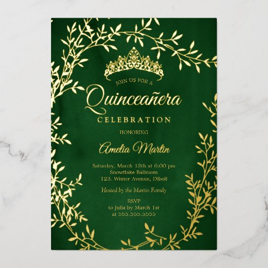 Elegante Emerald Gold Leaf Krans Quinceanera Folie Uitnodiging (Voorkant)