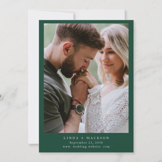 Elegante Emerald Green Crest Monogram bruiloft Kaart (Achterkant)