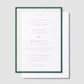 Elegante Emerald Green Monogram Moderne bruiloft Vellum Uitnodigingen (Offset)