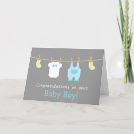 Elegante en cute babyjongenskleren kaart