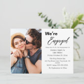 Elegante en eenvoudige moderne verlovingsfeest kaart (Staand voorkant)