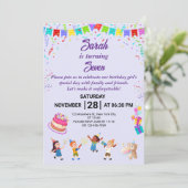 Elegante en leuke verjaardagsfeestje uitnodiging K (Staand voorkant)