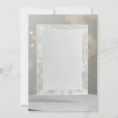 Elegante en stijlvolle uitnodiging, op een grijze  kaart (Achterkant)