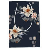 Elegante en tijdloze bloemen medium cadeauzakje (Voorkant)