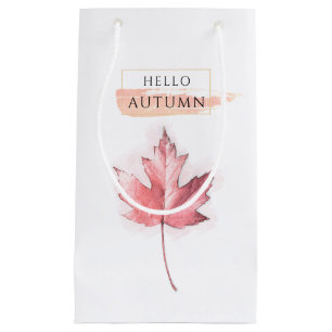 Elegante en trendy herfstblad tekening klein cadeauzakje
