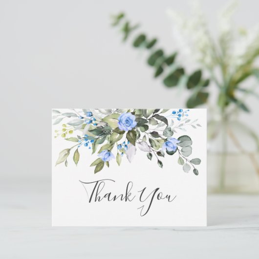 Elegante Eucalyptus Blauwe Rozen Bloemstuk Bedankt Briefkaart (Staand voorkant)