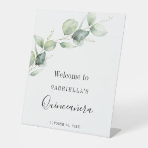 Elegante Eucalyptus Groene Bladeren Mis Quince Ano Reclamebord Met Voetstuk