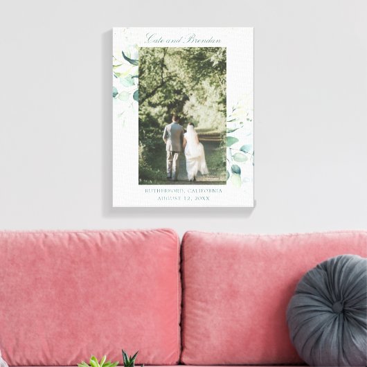 Elegante Eucalyptus Groene Huwelijksfoto Canvas Afdruk (Insitu (Woonkamer))